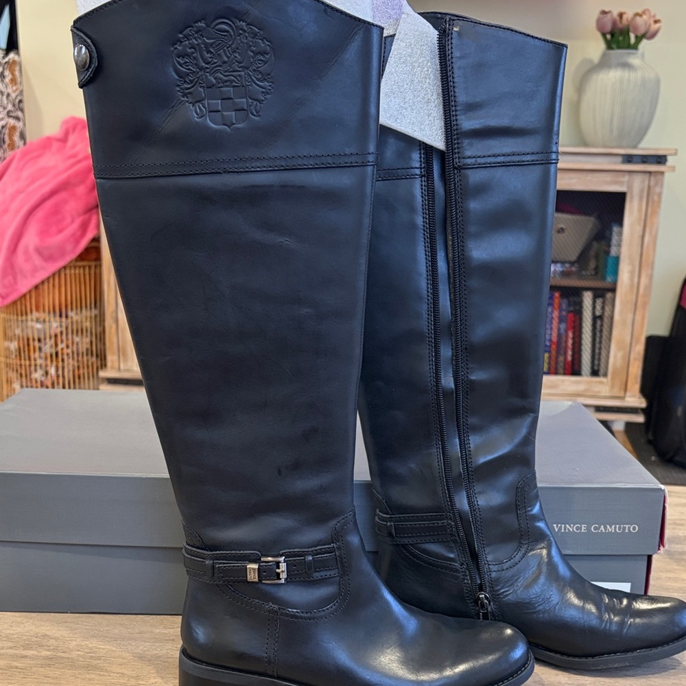 NWT vince camuto boots